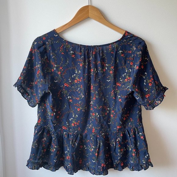 Madewell Silk Stanza Ruffle-Hem Top in Moonless Floral - Picture 5 of 7